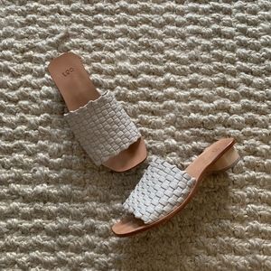 LOQ Elora Slides in Light Grey